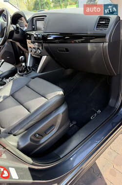Позашляховик / Кросовер Mazda CX-5 2014 в 