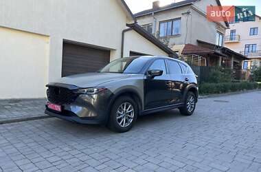 Позашляховик / Кросовер Mazda CX-5 2022 в 