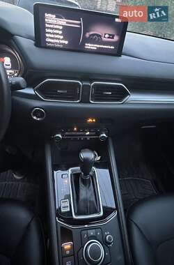Позашляховик / Кросовер Mazda CX-5 2022 в 