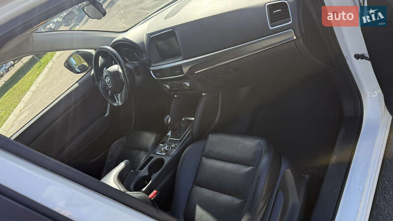 Внедорожник / Кроссовер Mazda CX-5 2017 в Киеве