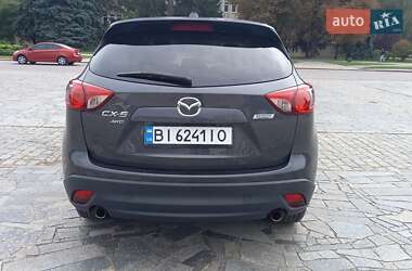 Позашляховик / Кросовер Mazda CX-5 2016 в 