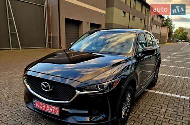 Позашляховик / Кросовер Mazda CX-5 2017 в 