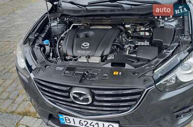 Позашляховик / Кросовер Mazda CX-5 2016 в 