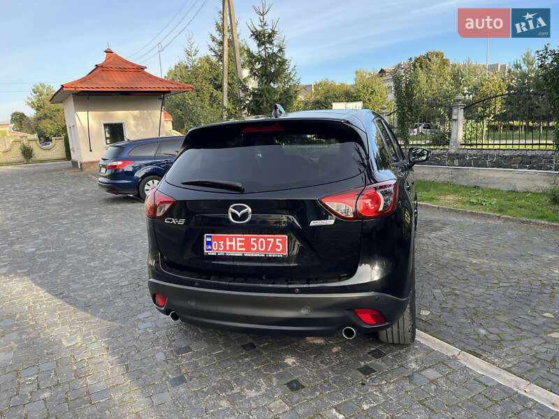 Позашляховик / Кросовер Mazda CX-5 2015 в Золочеві