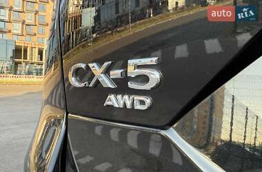 Позашляховик / Кросовер Mazda CX-5 2022 в 