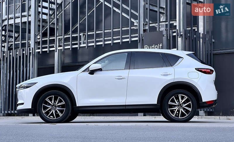 Внедорожник / Кроссовер Mazda CX-5 2017 в Киеве