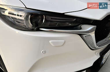 Позашляховик / Кросовер Mazda CX-5 2017 в 