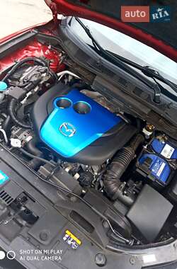 Внедорожник / Кроссовер Mazda CX-5 2012 в 