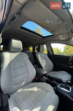 Позашляховик / Кросовер Mazda CX-5 2013 в 