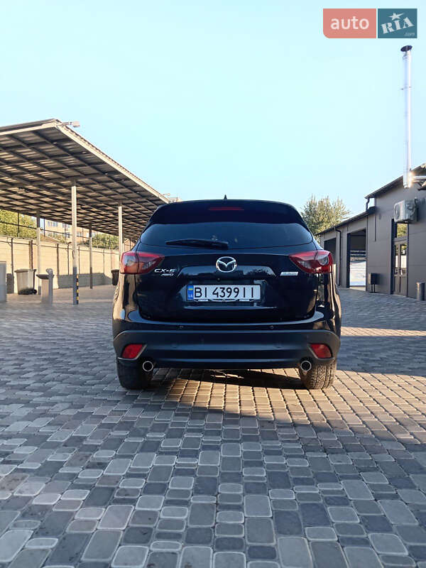 Позашляховик / Кросовер Mazda CX-5 2016 в Гадячі