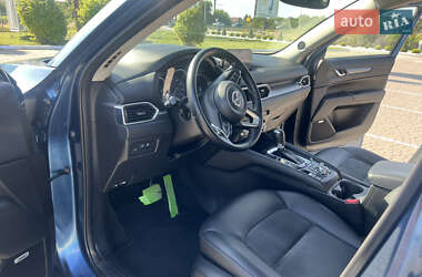 Позашляховик / Кросовер Mazda CX-5 2018 в 