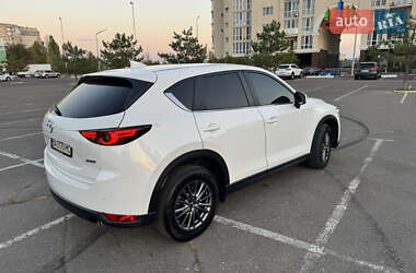 Внедорожник / Кроссовер Mazda CX-5 2018 в 