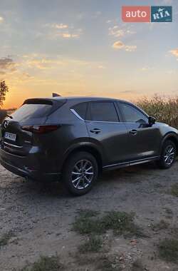 Позашляховик / Кросовер Mazda CX-5 2024 в 