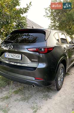 Позашляховик / Кросовер Mazda CX-5 2024 в 