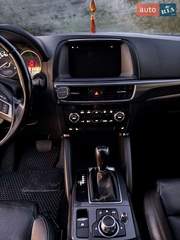 Позашляховик / Кросовер Mazda CX-5 2015 в Рівному