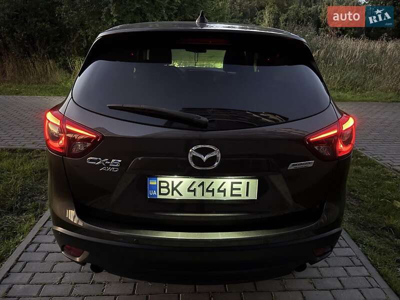 Позашляховик / Кросовер Mazda CX-5 2015 в Рівному