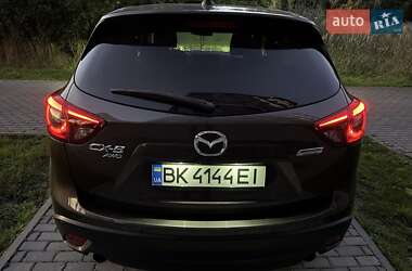 Позашляховик / Кросовер Mazda CX-5 2015 в 