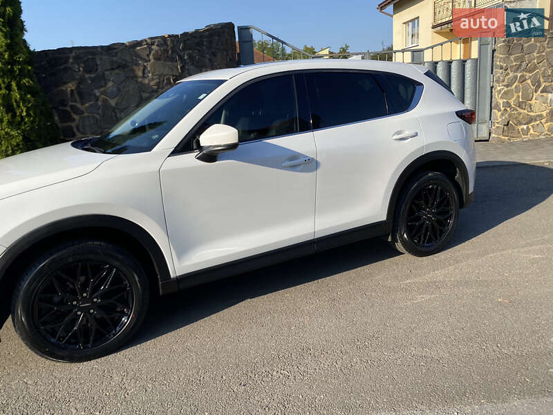 Внедорожник / Кроссовер Mazda CX-5 2018 в Самборе