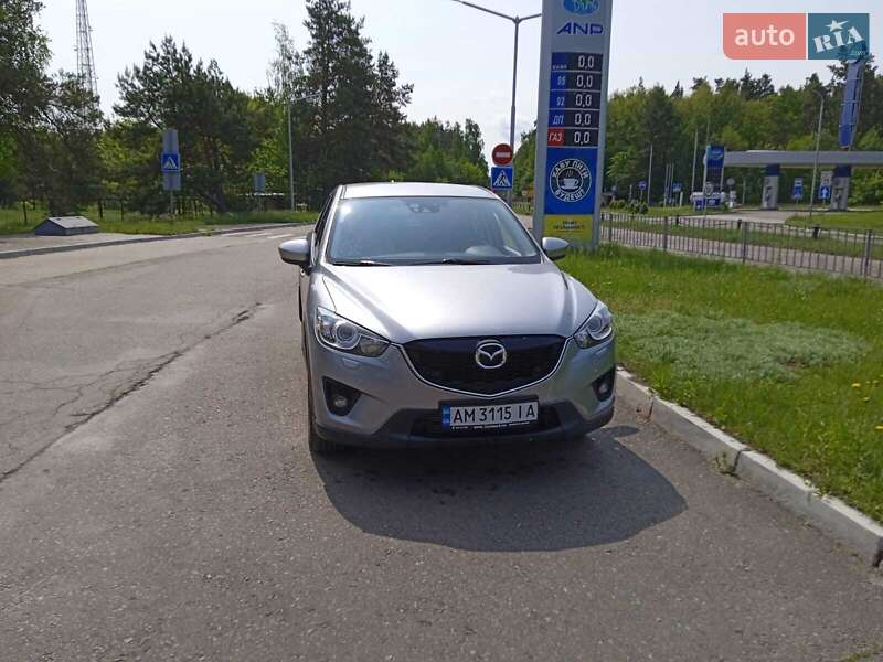 Позашляховик / Кросовер Mazda CX-5 2014 в 