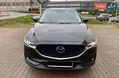 Позашляховик / Кросовер Mazda CX-5 2020 в 