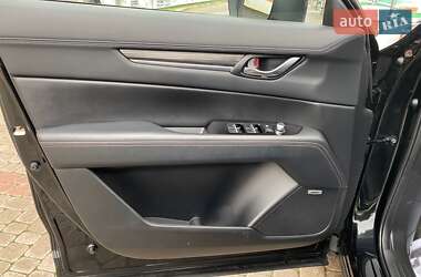 Позашляховик / Кросовер Mazda CX-5 2020 в 