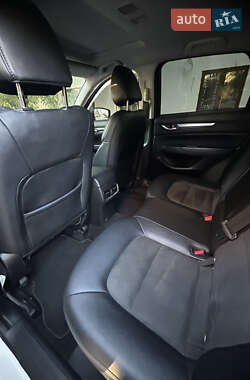 Позашляховик / Кросовер Mazda CX-5 2018 в 