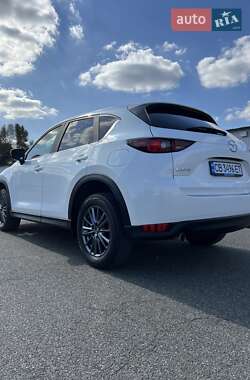 Позашляховик / Кросовер Mazda CX-5 2021 в 