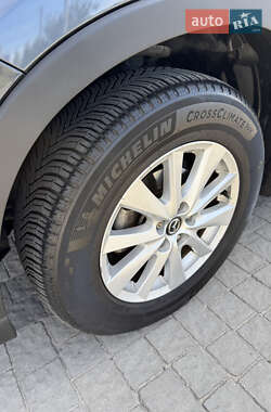 Позашляховик / Кросовер Mazda CX-5 2012 в 