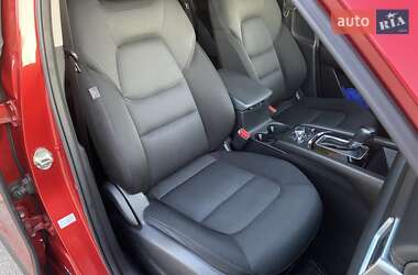 Позашляховик / Кросовер Mazda CX-5 2017 в 