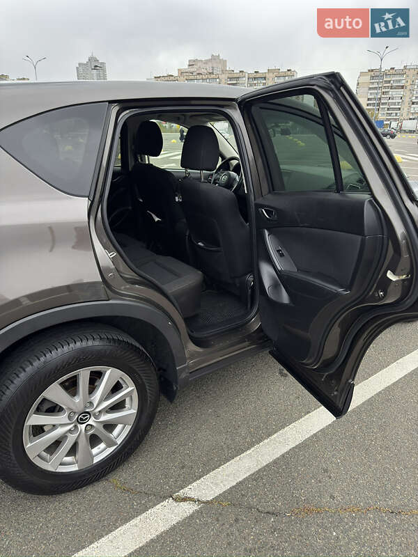Позашляховик / Кросовер Mazda CX-5 2016 в Києві