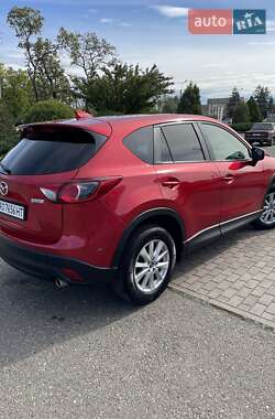 Позашляховик / Кросовер Mazda CX-5 2016 в 