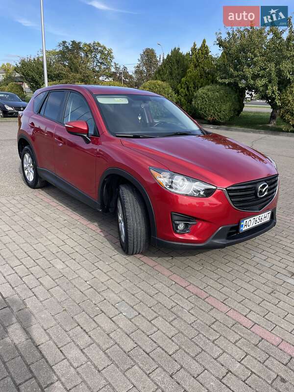 Позашляховик / Кросовер Mazda CX-5 2016 в 