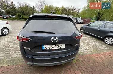 Позашляховик / Кросовер Mazda CX-5 2018 в 