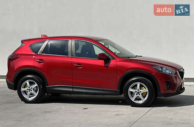 Позашляховик / Кросовер Mazda CX-5 2013 в 