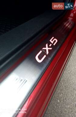Позашляховик / Кросовер Mazda CX-5 2012 в 