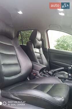 Позашляховик / Кросовер Mazda CX-5 2012 в 