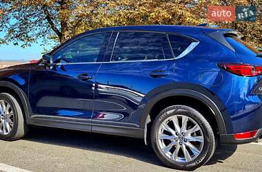 Позашляховик / Кросовер Mazda CX-5 2021 в 