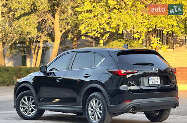 Позашляховик / Кросовер Mazda CX-5 2022 в 