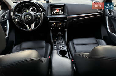 Позашляховик / Кросовер Mazda CX-5 2015 в 