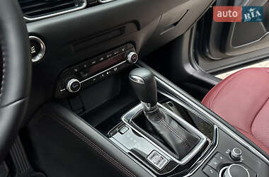 Внедорожник / Кроссовер Mazda CX-5 2023 в 