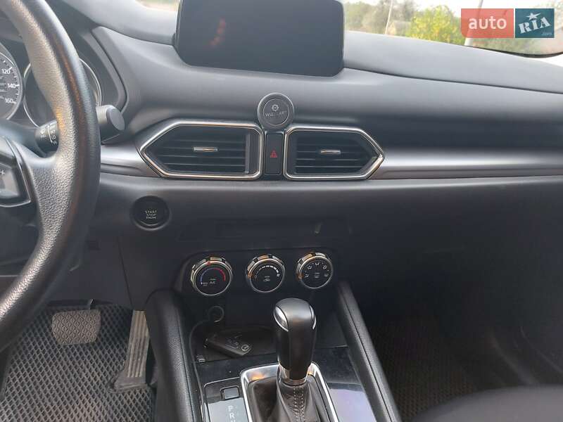 Внедорожник / Кроссовер Mazda CX-5 2017 в Днепре