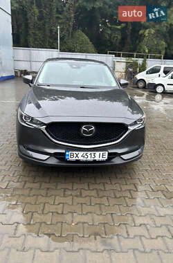 Позашляховик / Кросовер Mazda CX-5 2019 в 