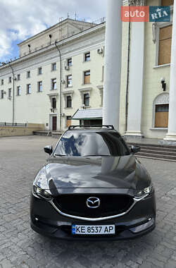 Внедорожник / Кроссовер Mazda CX-5 2017 в 