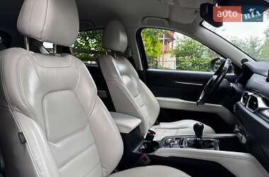 Внедорожник / Кроссовер Mazda CX-5 2017 в 