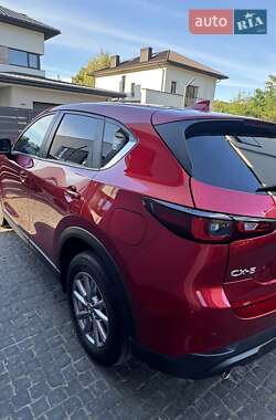 Позашляховик / Кросовер Mazda CX-5 2023 в 