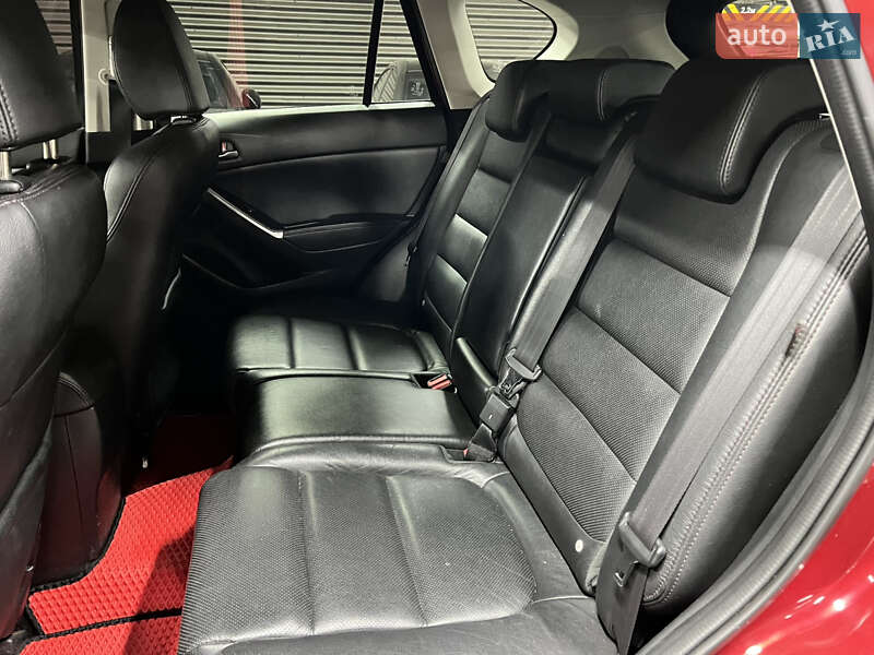 Внедорожник / Кроссовер Mazda CX-5 2016 в Киеве