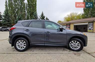 Позашляховик / Кросовер Mazda CX-5 2016 в 