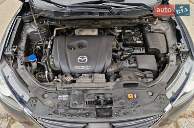 Позашляховик / Кросовер Mazda CX-5 2016 в 