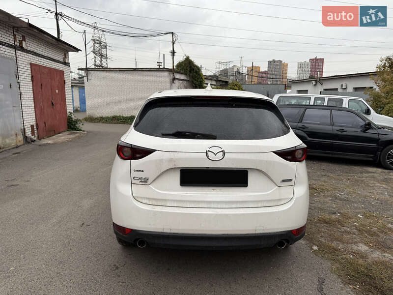 Позашляховик / Кросовер Mazda CX-5 2017 в Києві