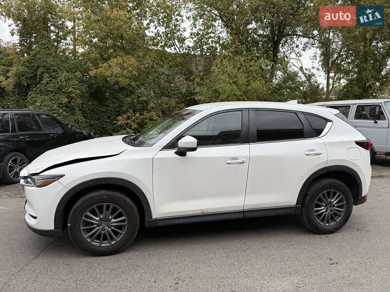 Позашляховик / Кросовер Mazda CX-5 2017 в Києві